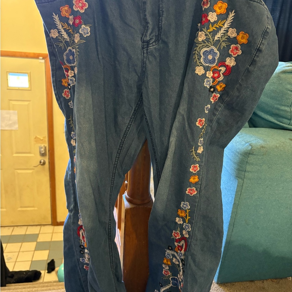 Embroidered Floral Denim Jeans